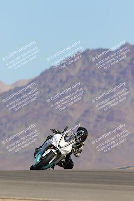 media/Oct-01-2023-SoCal Trackdays (Sun) [[4c570cc352]]/Turn 9 Set 2 (10am)/